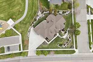 715 Bluff St, Hyde Park, UT 84318 - Photo 13