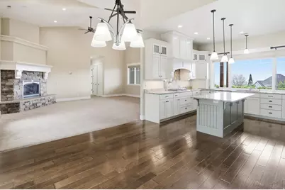 715 Bluff St, Hyde Park, UT 84318 - Photo 23