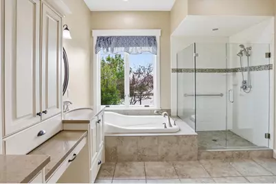 715 Bluff St, Hyde Park, UT 84318 - Photo 11