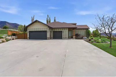715 Bluff St, Hyde Park, UT 84318 - Photo 47