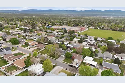 3664 S Laurelcrest Dr, Salt Lake City, UT 84109 - Photo 43