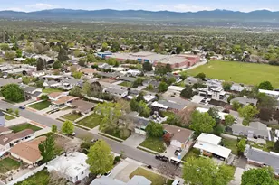 3664 S Laurelcrest Dr, Salt Lake City, UT 84109 - Photo 43