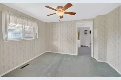 3664 S Laurelcrest Dr, Salt Lake City, UT 84109 - Photo 27
