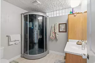 4250 N 350 W, Pleasant View, UT 84414 - Photo 15