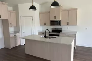 2674 S 2430 W, Syracuse, UT 84075 - Photo 5