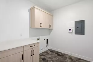 2674 S 2430 W, Syracuse, UT 84075 - Photo 13