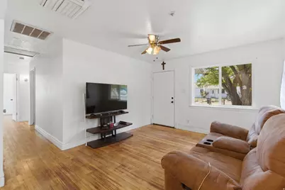 4644 W Caplan St, Salt Lake City, UT 84118 - Photo 5