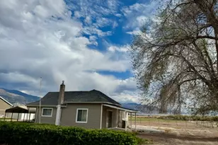 195 W 100 S, Elsinore, UT 84724 - Photo 3