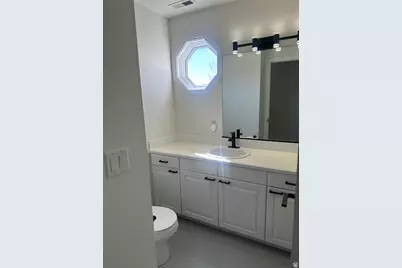 9071 S Wasatch Blvd, Sandy, UT 84093 - Photo 21