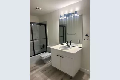 9071 S Wasatch Blvd, Sandy, UT 84093 - Photo 25