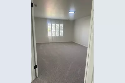 9071 S Wasatch Blvd, Sandy, UT 84093 - Photo 17
