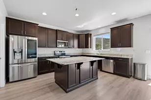2137 W Northridge Dr, Lehi, UT 84048 - Photo 9