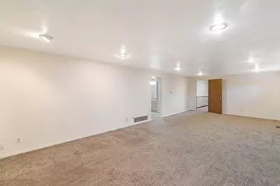 721 E 1950 S, Bountiful, UT 84010 - Photo 21