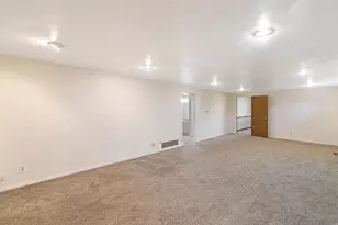 721 E 1950 S, Bountiful, UT 84010 - Photo 21