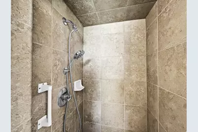 721 E 1950 S, Bountiful, UT 84010 - Photo 17