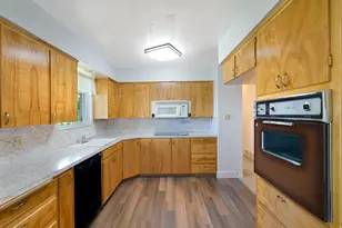 721 E 1950 S, Bountiful, UT 84010 - Photo 3