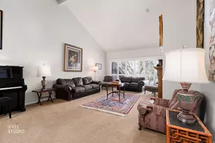 804 N Juniperpoint Dr, Salt Lake City, UT 84103 - Photo 9