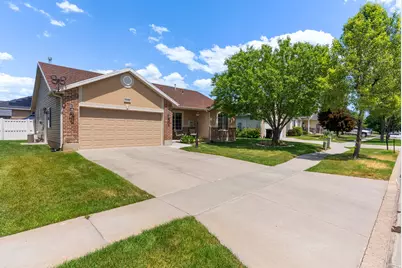2180 W Craig Ln, Syracuse, UT 84075 - Photo 3