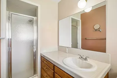 9270 S Jana Lee Dr, West Jordan, UT 84088 - Photo 23