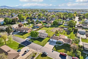 9270 S Jana Lee Dr, West Jordan, UT 84088 - Photo 53