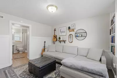 318 E 1700 S, Kaysville, UT 84037 - Photo 13