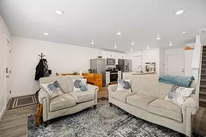 4064 S Pitchblack Ln W, Magna, UT 84044 - Photo 7