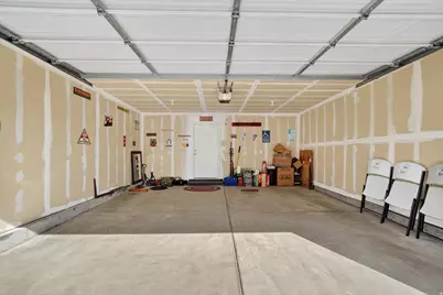 4064 S Pitchblack Ln W, Magna, UT 84044 - Photo 17