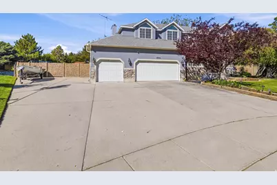9876 S Spruce Dale Dr, South Jordan, UT 84095 - Photo 3