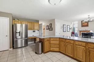 9876 S Spruce Dale Dr, South Jordan, UT 84095 - Photo 19