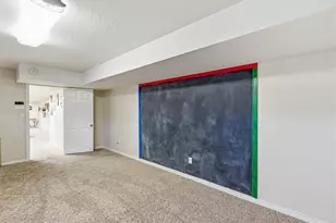 9876 S Spruce Dale Dr, South Jordan, UT 84095 - Photo 37