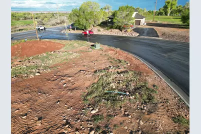 820 W Clubhouse Dr, Roosevelt, UT 84066 - Photo 15