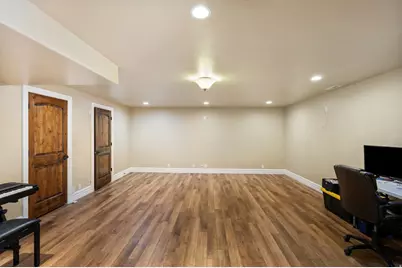 4077 S Pelican Ln, Saratoga Springs, UT 84045 - Photo 37