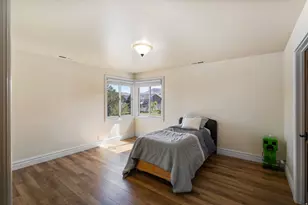 4077 S Pelican Ln, Saratoga Springs, UT 84045 - Photo 29