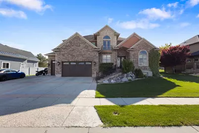 4077 S Pelican Ln, Saratoga Springs, UT 84045 - Photo 3