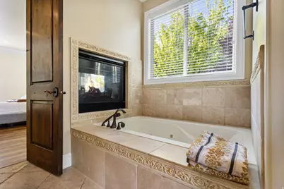 4077 S Pelican Ln, Saratoga Springs, UT 84045 - Photo 17
