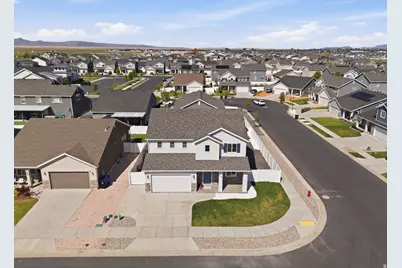 3458 S Gray Pine Ln, Syracuse, UT 84075 - Photo 3