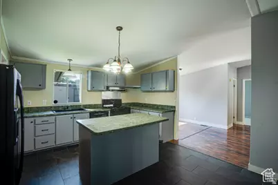3303 S Hanover Park Dr W, West Valley, UT 84119 - Photo 7