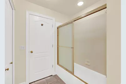 838 E South Temple S #409, Salt Lake City, UT 84102 - Photo 19