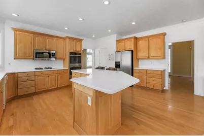 6614 Lindie Ct, Salt Lake City, UT 84121 - Photo 15
