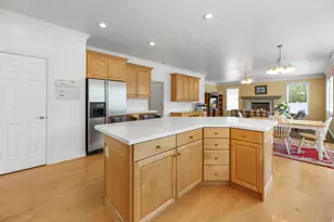 6614 Lindie Ct, Salt Lake City, UT 84121 - Photo 17