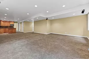 6614 Lindie Ct, Salt Lake City, UT 84121 - Photo 49