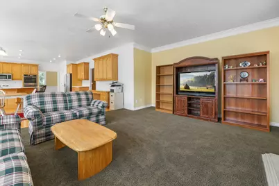 6614 Lindie Ct, Salt Lake City, UT 84121 - Photo 25