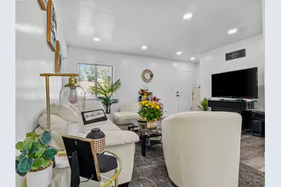60 S Whiteside St, Layton, UT 84041 - Photo 5
