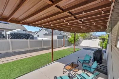 2454 E Ox Yoke Dr, Eagle Mountain, UT 84005 - Photo 31