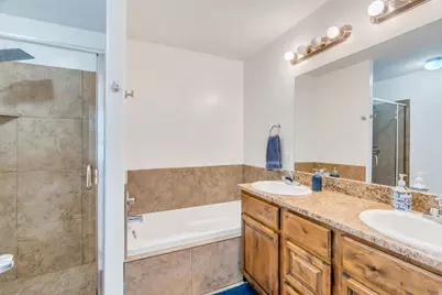 2454 E Ox Yoke Dr, Eagle Mountain, UT 84005 - Photo 13