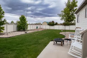 2887 S 350 W, Vernal, UT 84078 - Photo 13
