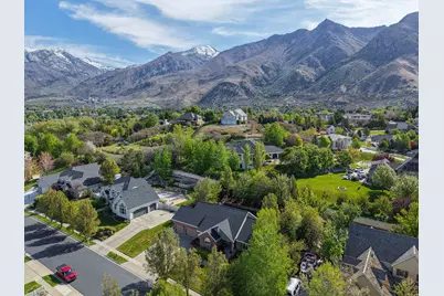 355 S Wood Dr E, Alpine, UT 84004 - Photo 9