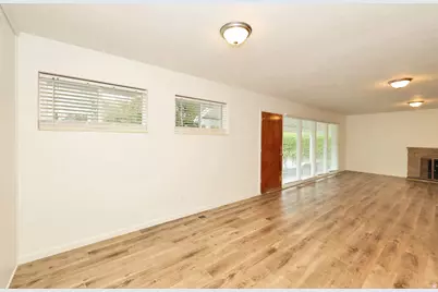 1740 E Southmoor Dr, Salt Lake City, UT 84117 - Photo 7