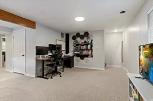 6924 S Hillside Village Circle, Cottonwood Heights, UT 84121 - Photo 21