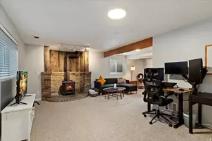 6924 S Hillside Village Circle, Cottonwood Heights, UT 84121 - Photo 5